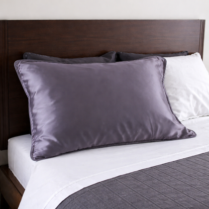 LuxeSilk Anti-Acne Pillowcase