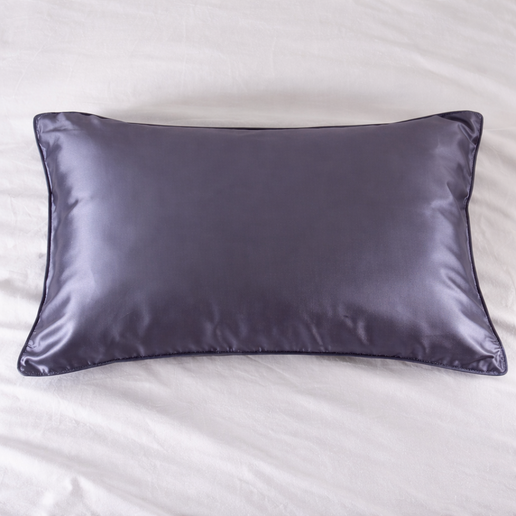 LuxeSilk Anti-Acne Pillowcase